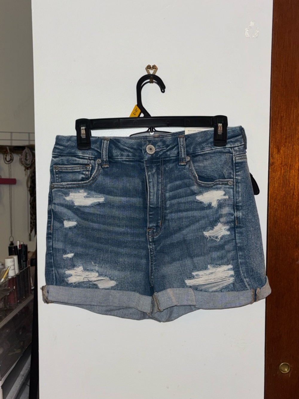 American Eagle curvy high-rise shorts